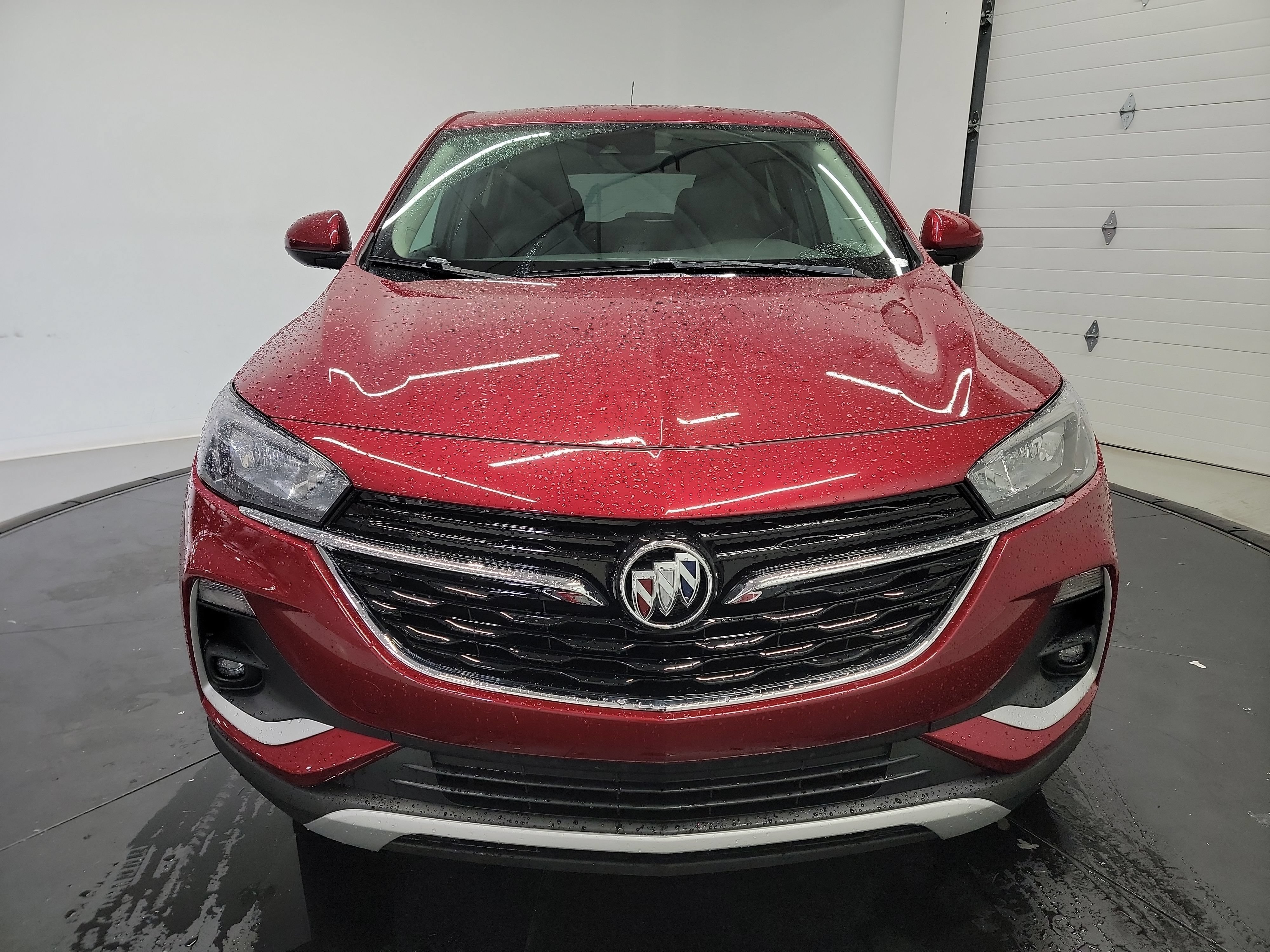 Used 2020 Buick Encore GX Preferred w/ Cold Weather Comfort Package AWD/4WD image 2