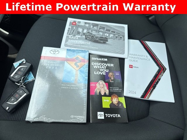 Used 2024 Toyota RAV4 LE image 5