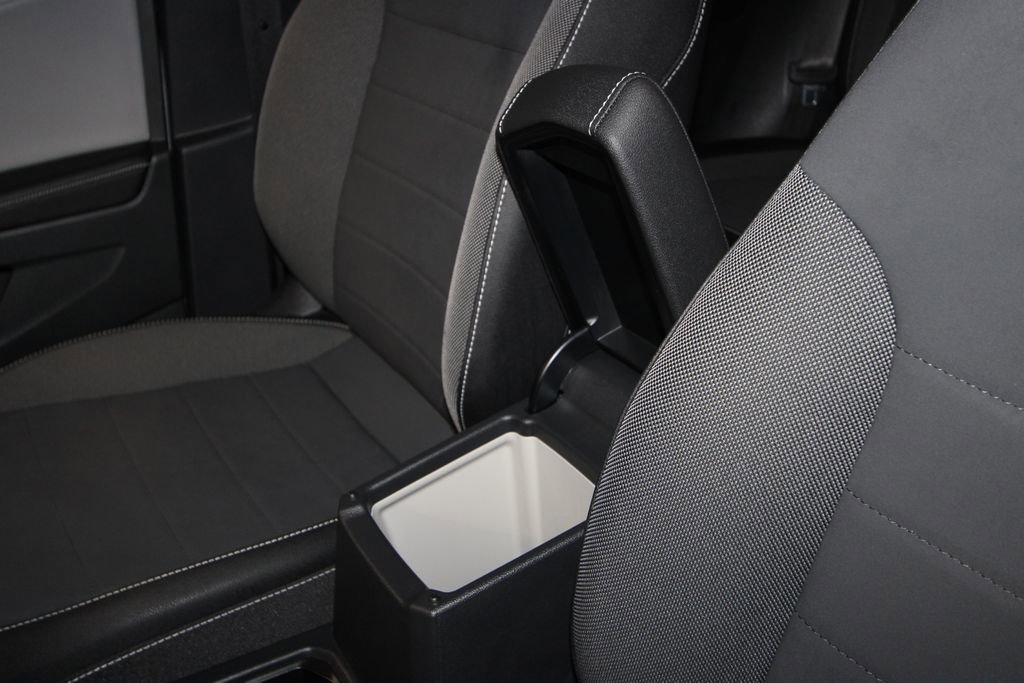 Used 2024 Volkswagen Taos SE image 18