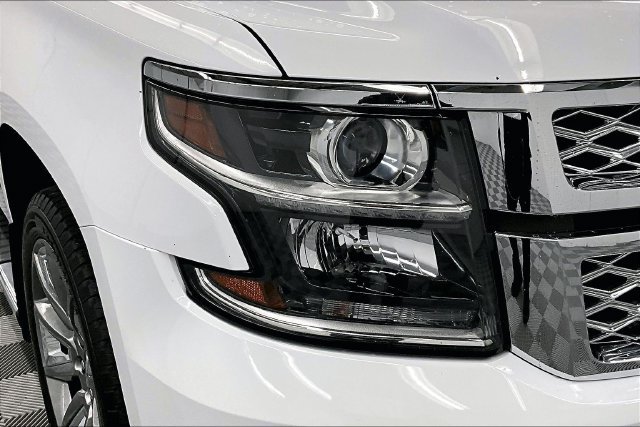 Used 2019 Chevrolet Tahoe LT w/ LT Signature Package AWD/4WD image 36