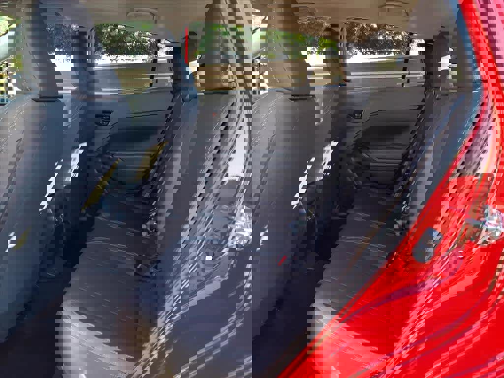 Certified 2025 Subaru Crosstrek 2.0i Premium image 28