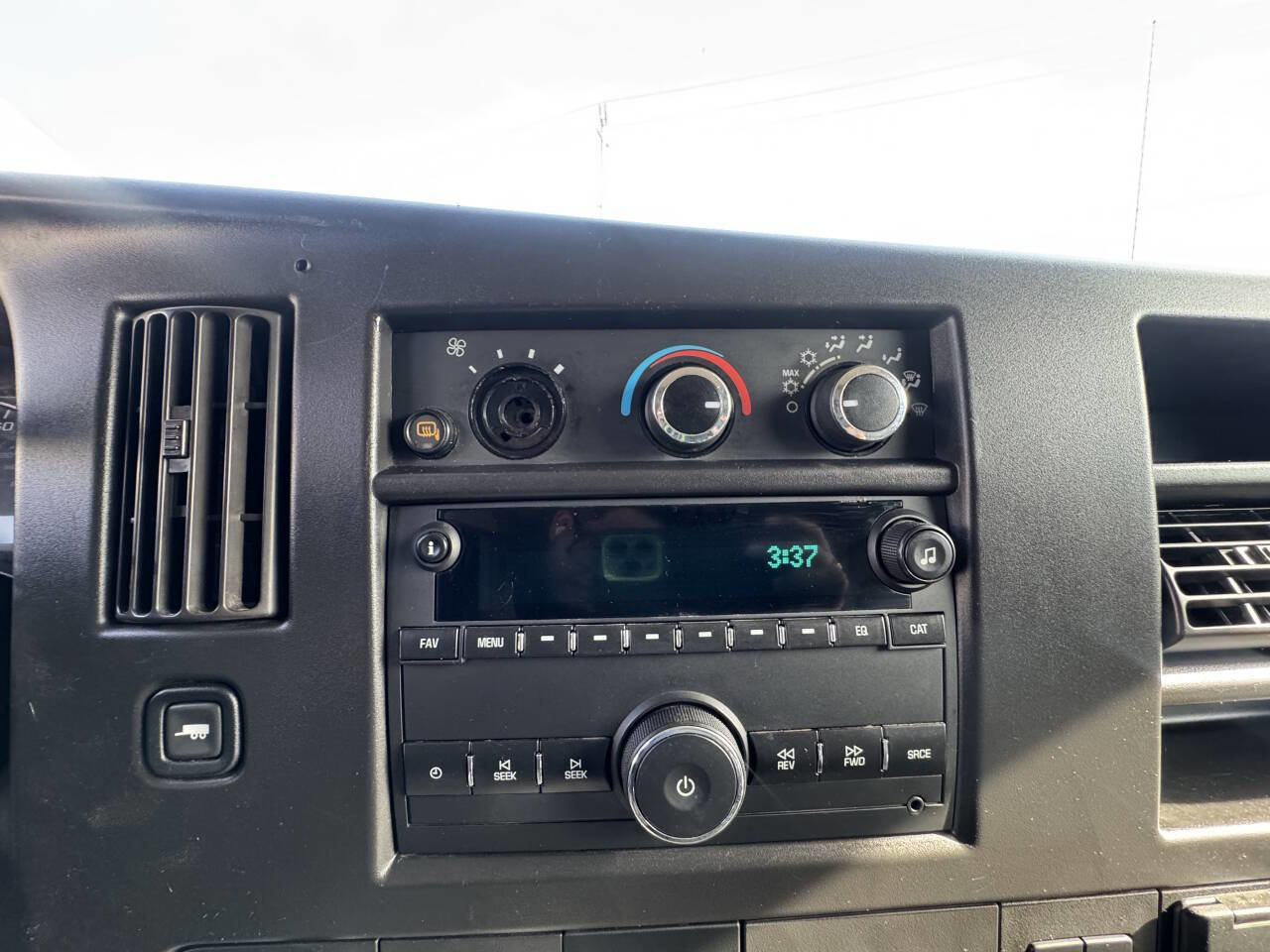 Used 2019 Chevrolet Express 3500 w/ Driver Convenience Package RWD image 41