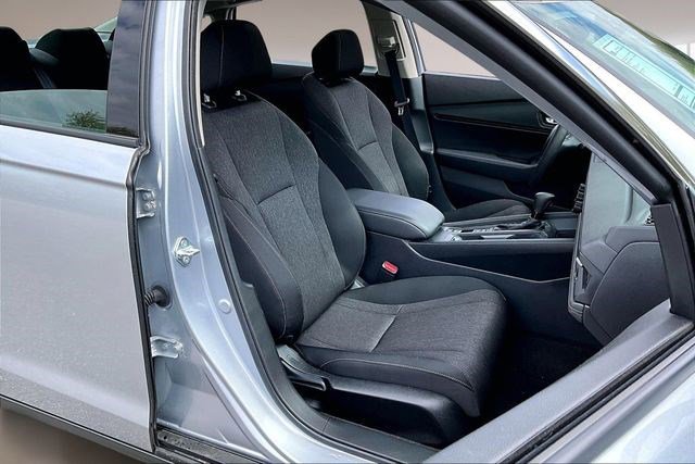 Certified 2024 Honda Accord EX image 24