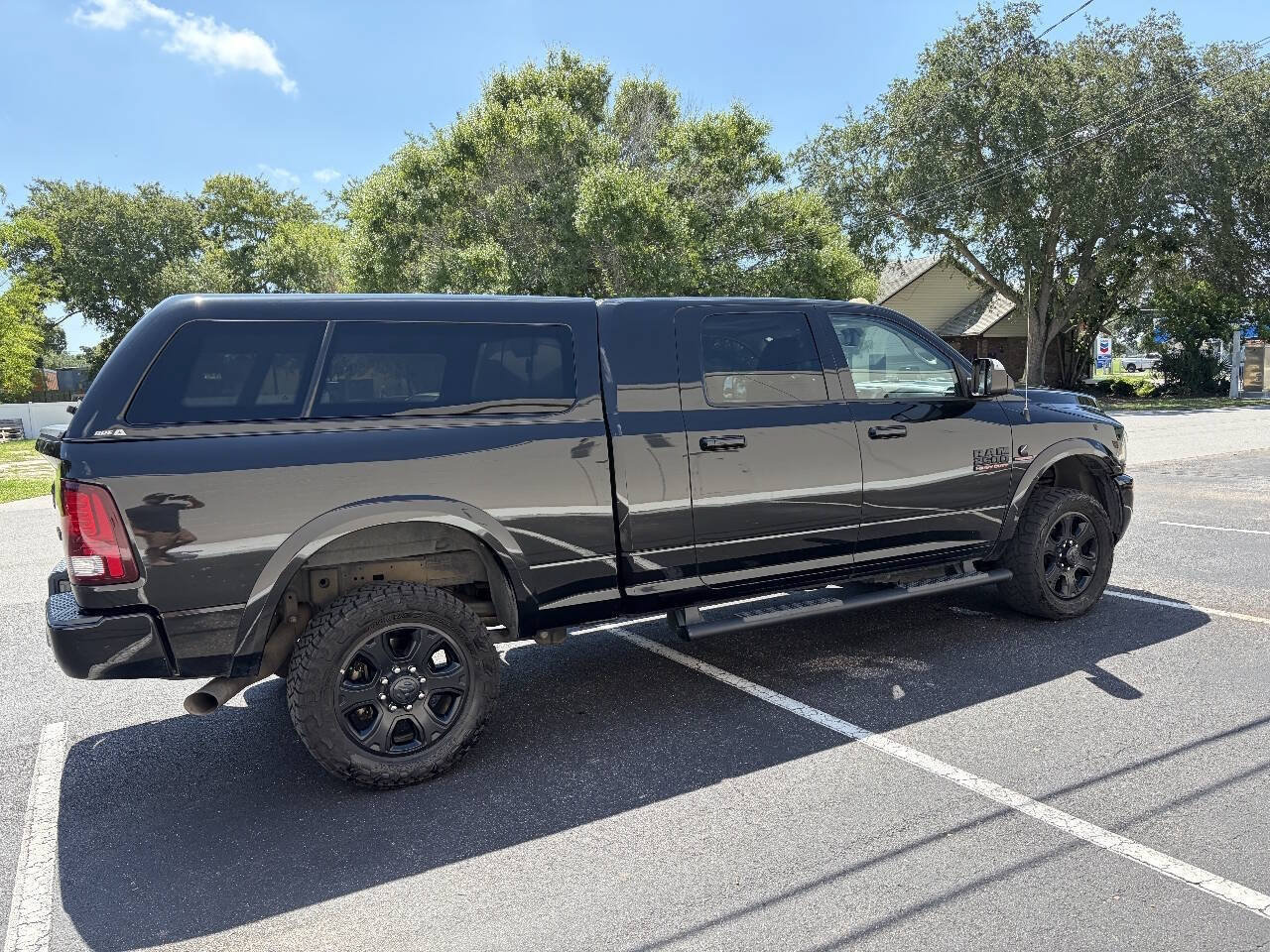 Used 2018 RAM 2500 Laramie w/ Sport Appearance Group AWD/4WD image 5