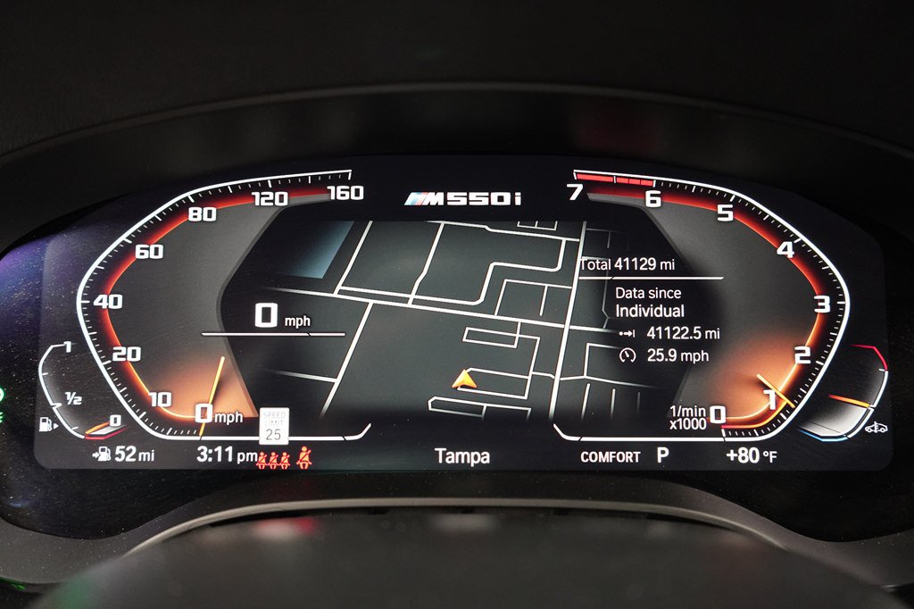 Used 2023 BMW M550i xDrive w/ Executive Package AWD/4WD image 16