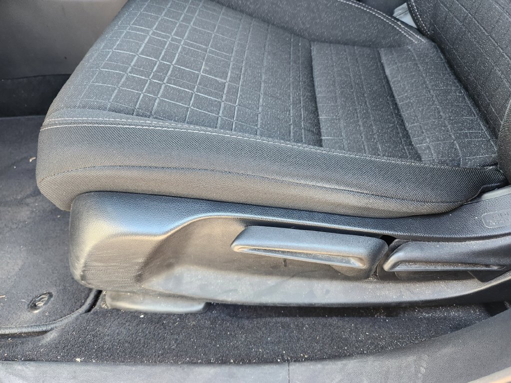 Used 2024 Honda HR-V LX image 28