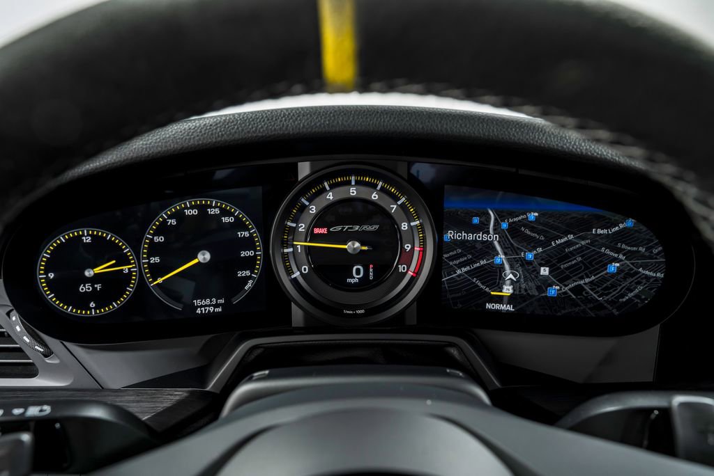 Used 2025 Porsche 911 GT3 RS RWD image 17