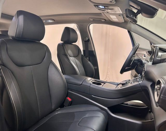Used 2023 Hyundai Santa Fe Limited image 19