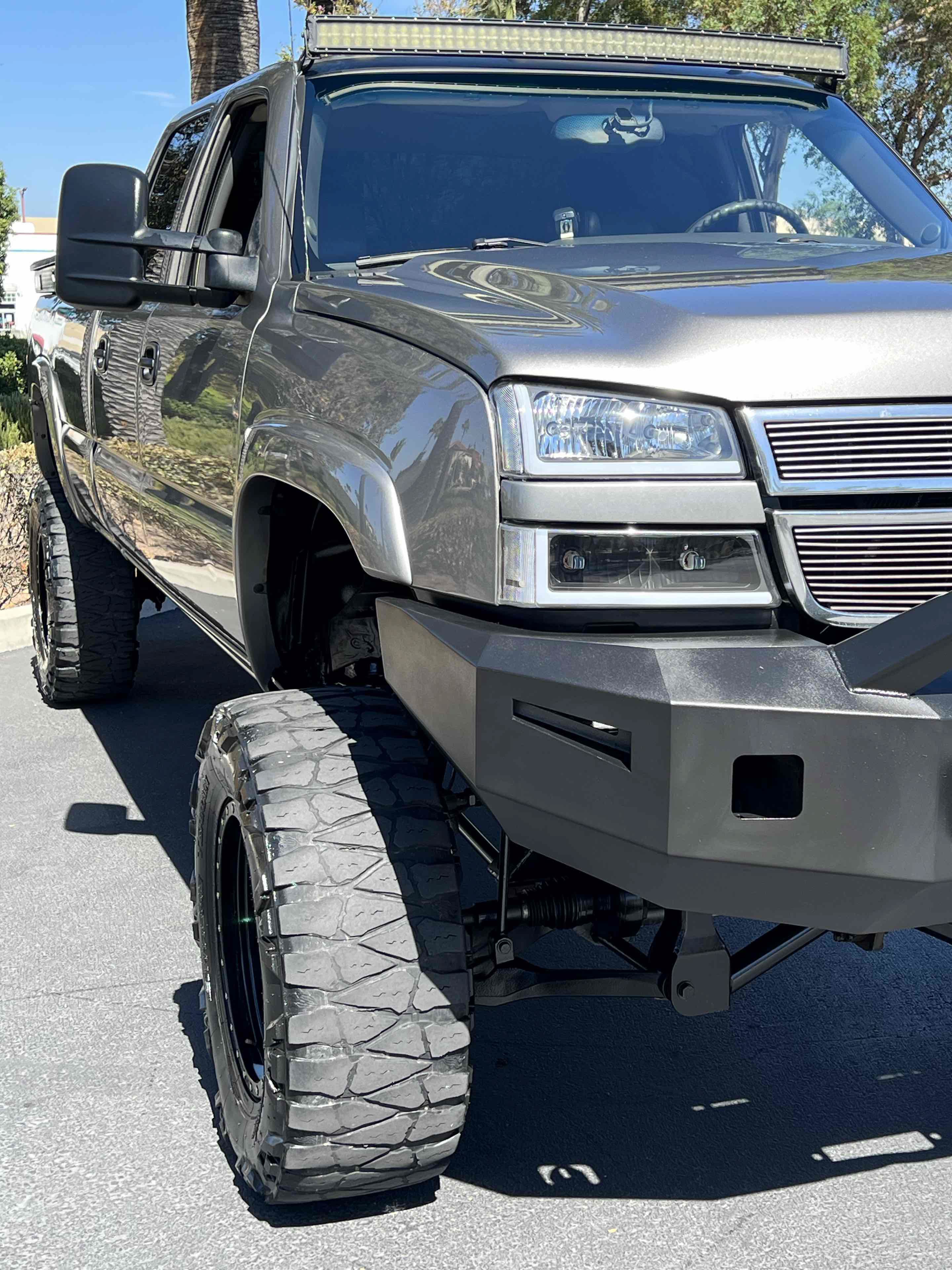Used 2006 Chevrolet Silverado 3500 LT w/ Heavy-Duty Power Package AWD/4WD image 31