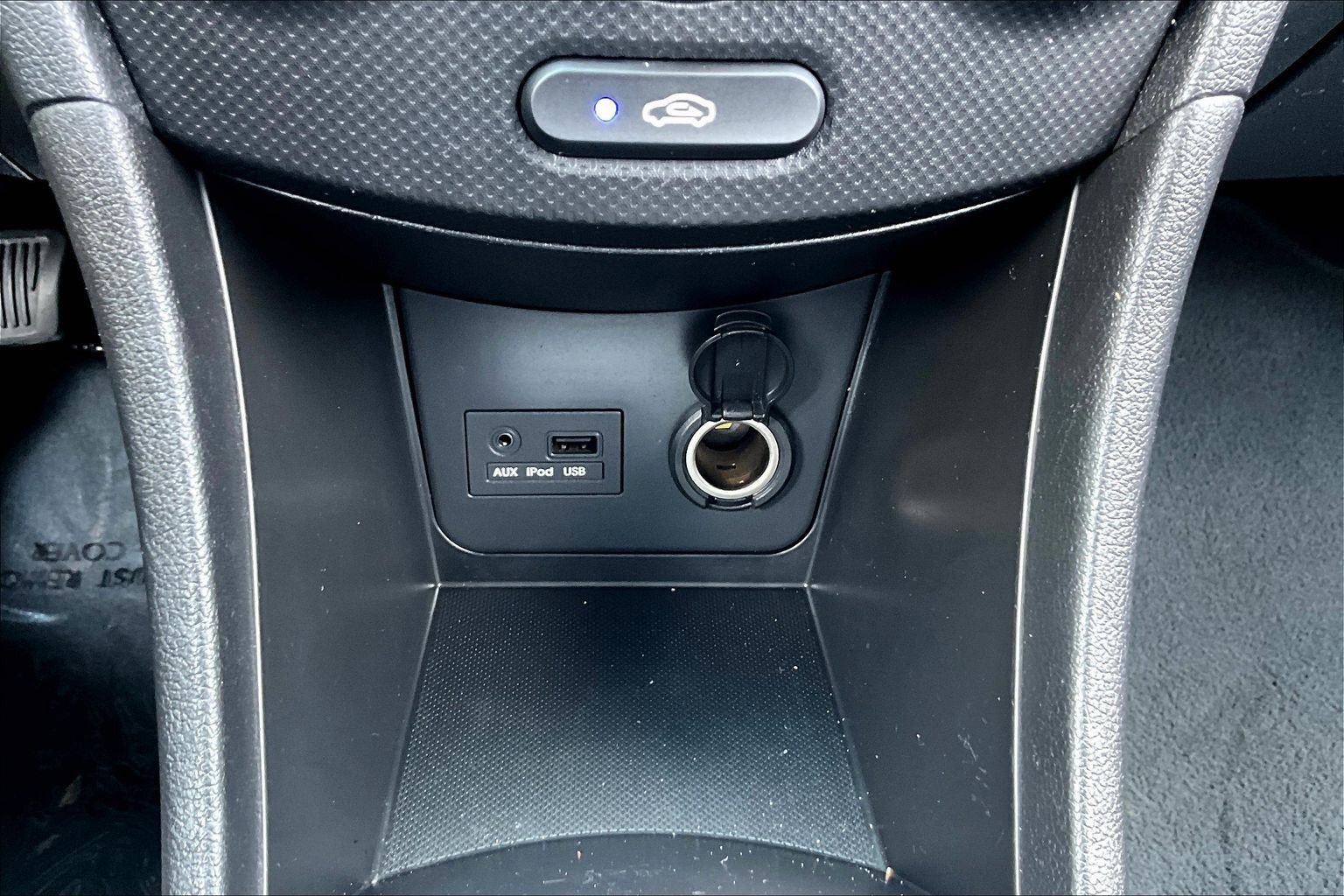 Used 2013 Hyundai Accent SE FWD image 23
