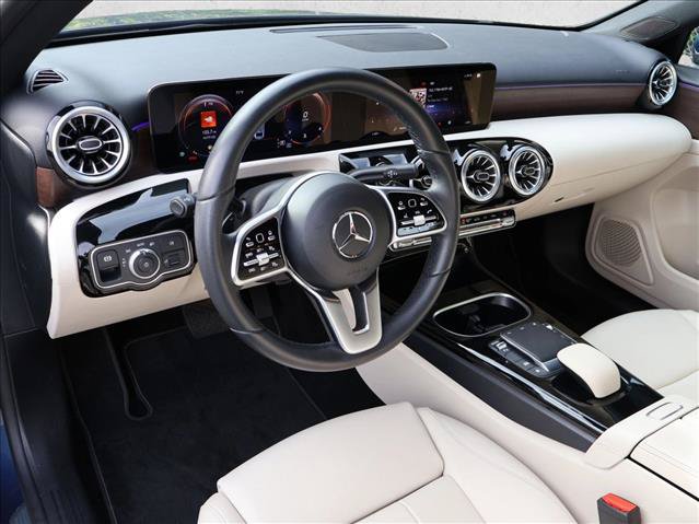 Used 2022 Mercedes-Benz A 220 4MATIC image 13