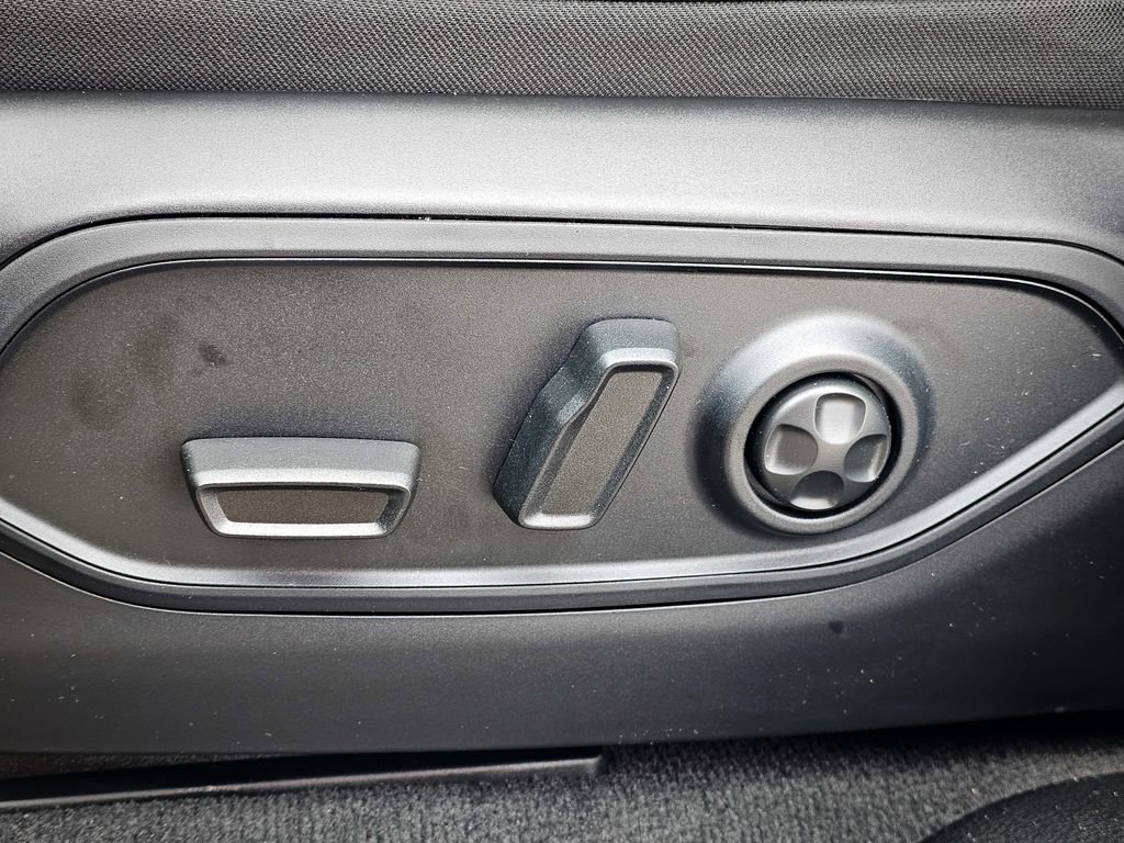 New 2026 Jeep Grand Cherokee Limited image 15