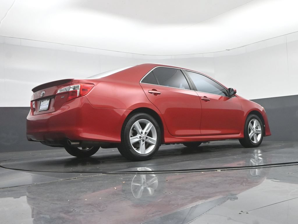 Used 2012 Toyota Camry SE FWD image 51