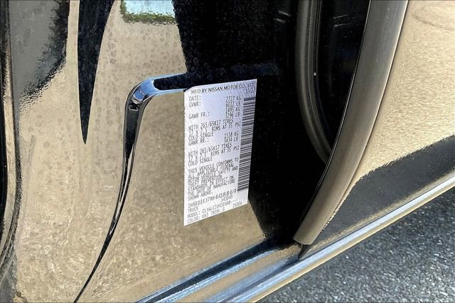 Used 2024 Nissan Frontier SV w/ SV Convenience Package image 14