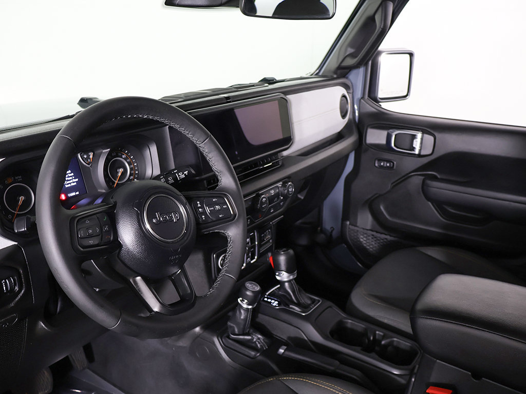 Used 2026 Jeep Wrangler Unlimited Sport AWD/4WD image 23