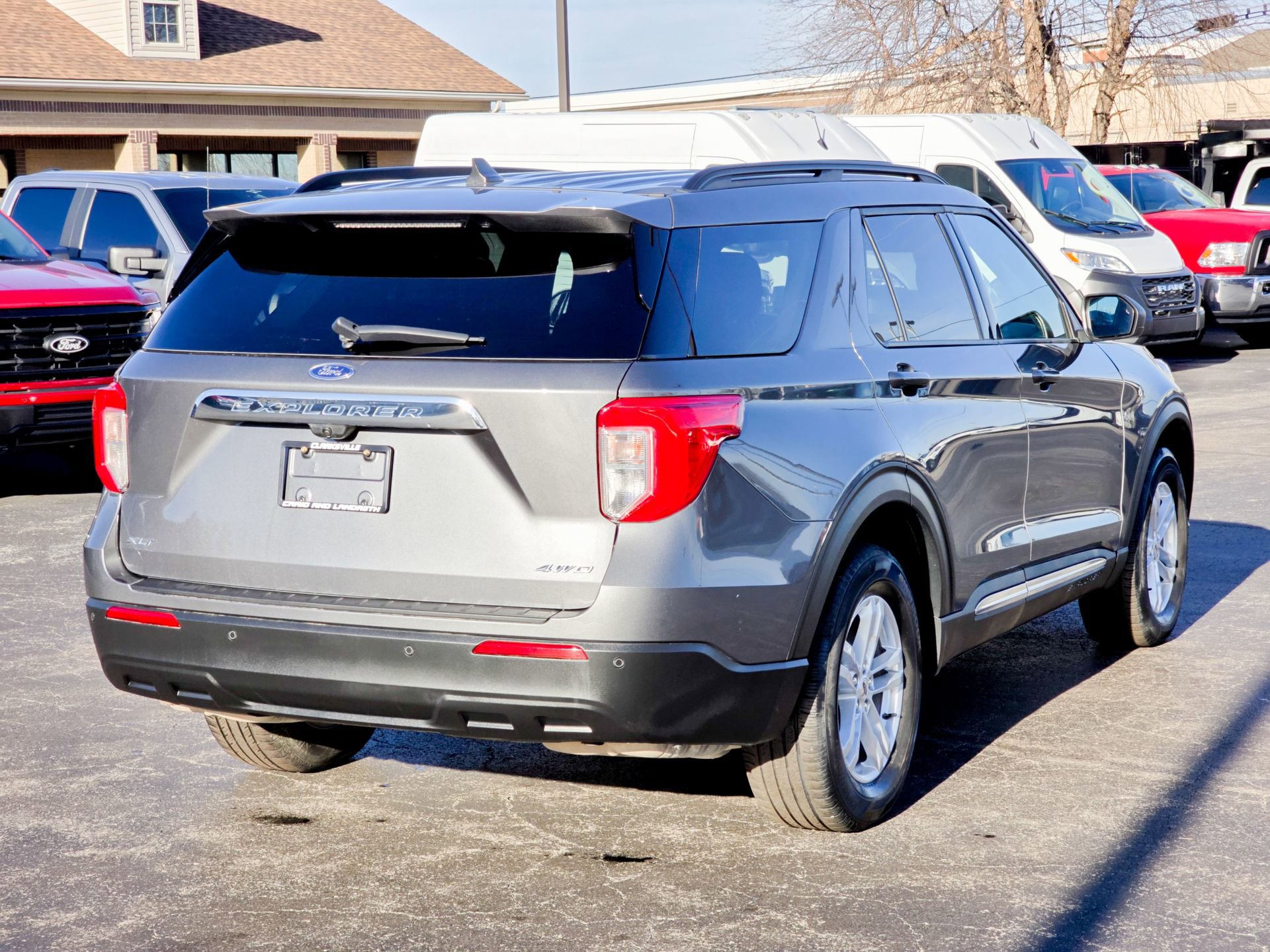 Used 2023 Ford Explorer XLT image 22
