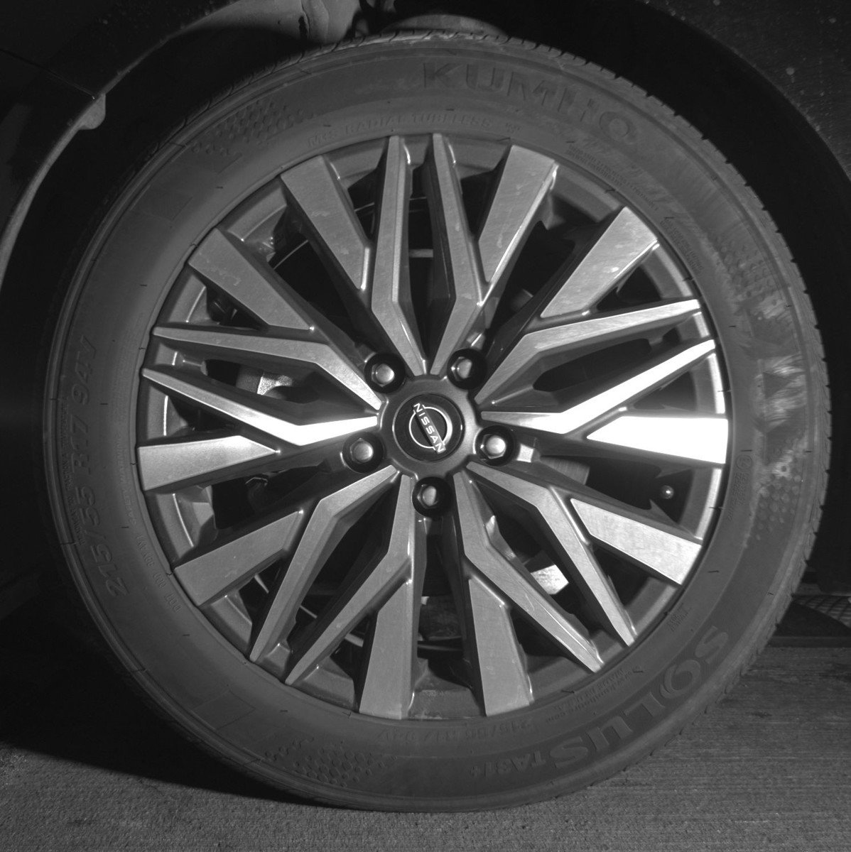 Used 2025 Nissan Altima 2.5 SV image 12