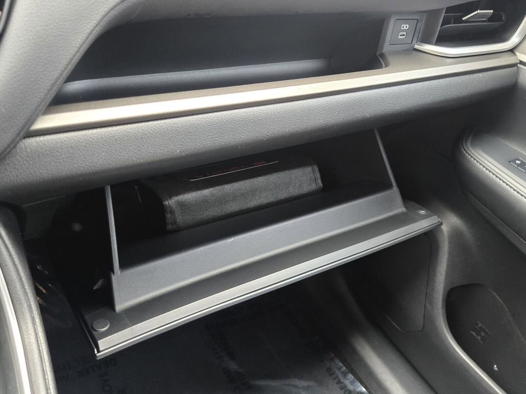 Used 2024 Toyota Grand Highlander XLE image 23