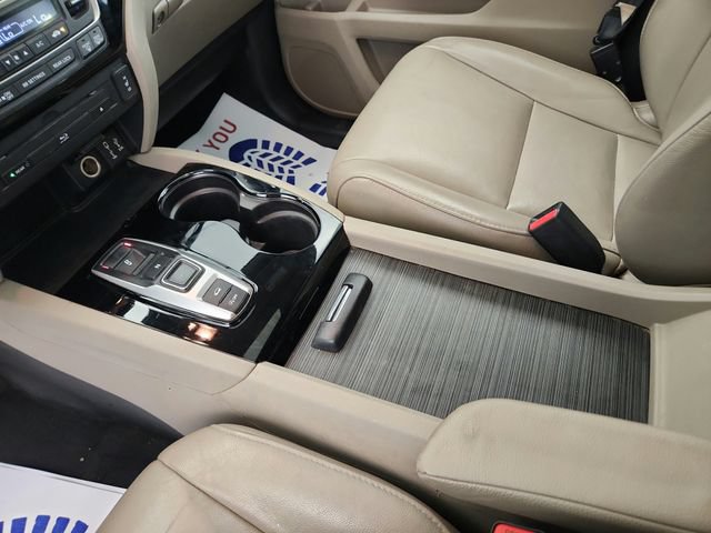 Used 2018 Honda Pilot Touring image 16