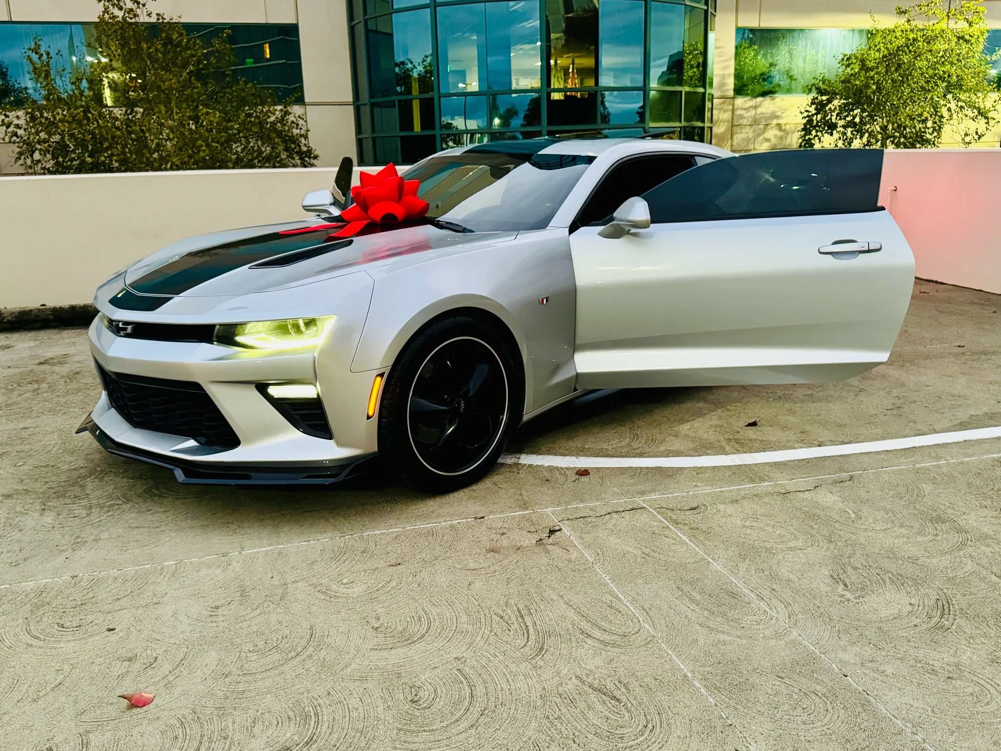 Used 2016 Chevrolet Camaro SS RWD image 51