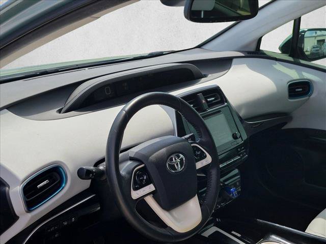 Used 2017 Toyota Prius Four FWD image 9