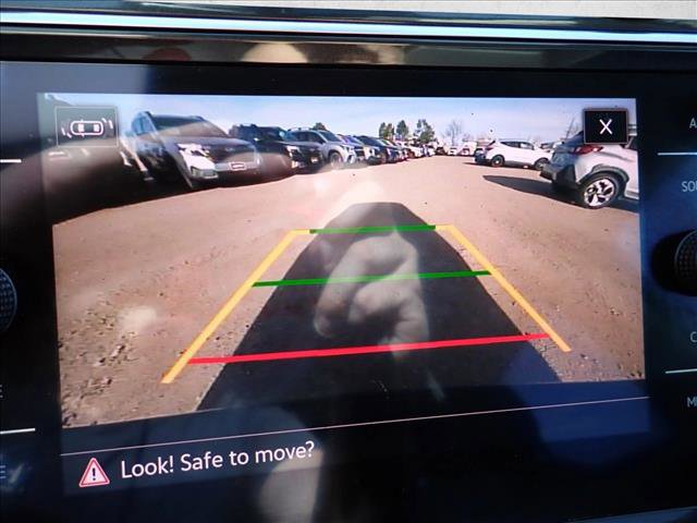 Used 2021 Volkswagen Tiguan SE R-Line image 24