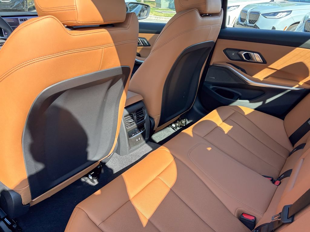 New 2026 BMW 330i xDrive Sedan w/ Premium Package AWD/4WD image 28