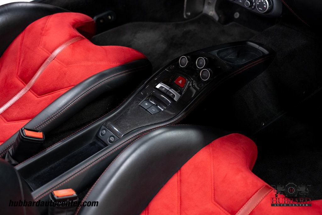 Used 2014 Ferrari 458 Spider RWD image 27