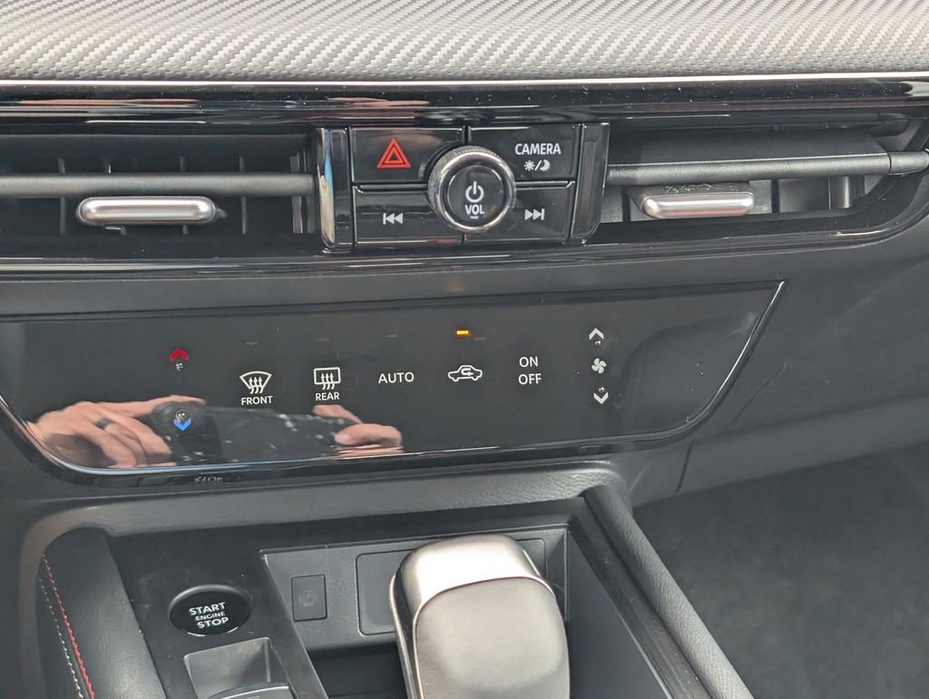 New 2026 Nissan Kicks SR image 26