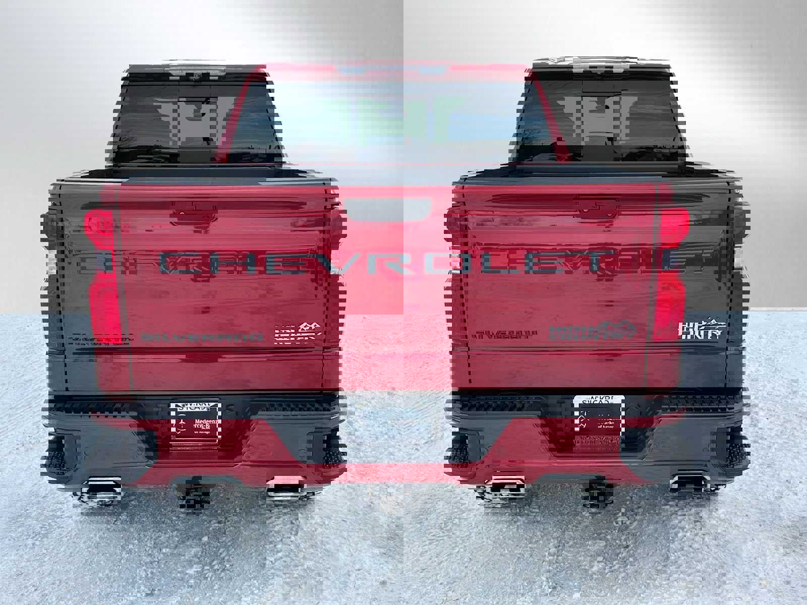 Used 2020 Chevrolet Silverado 1500 High Country w/ Technology Package image 4