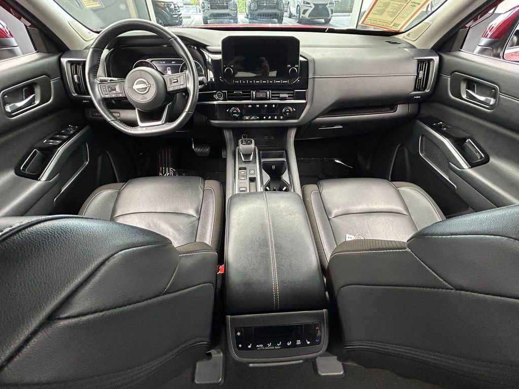 Used 2024 Nissan Pathfinder SL w/ SL Premium Package image 45