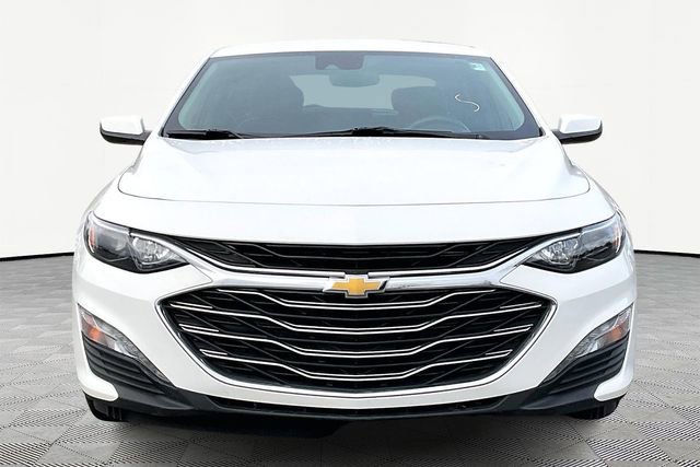 Used 2024 Chevrolet Malibu LT image 2