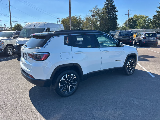 Used 2023 Jeep Compass Limited AWD/4WD image 29