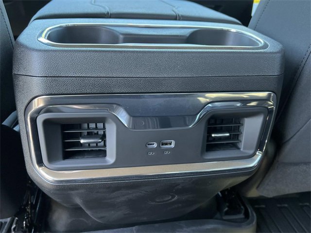 New 2026 GMC Sierra 1500 Elevation image 12