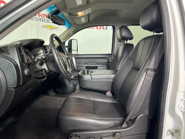 Used 2012 Chevrolet Silverado 2500 LT w/ Interior Plus Package AWD/4WD image 10