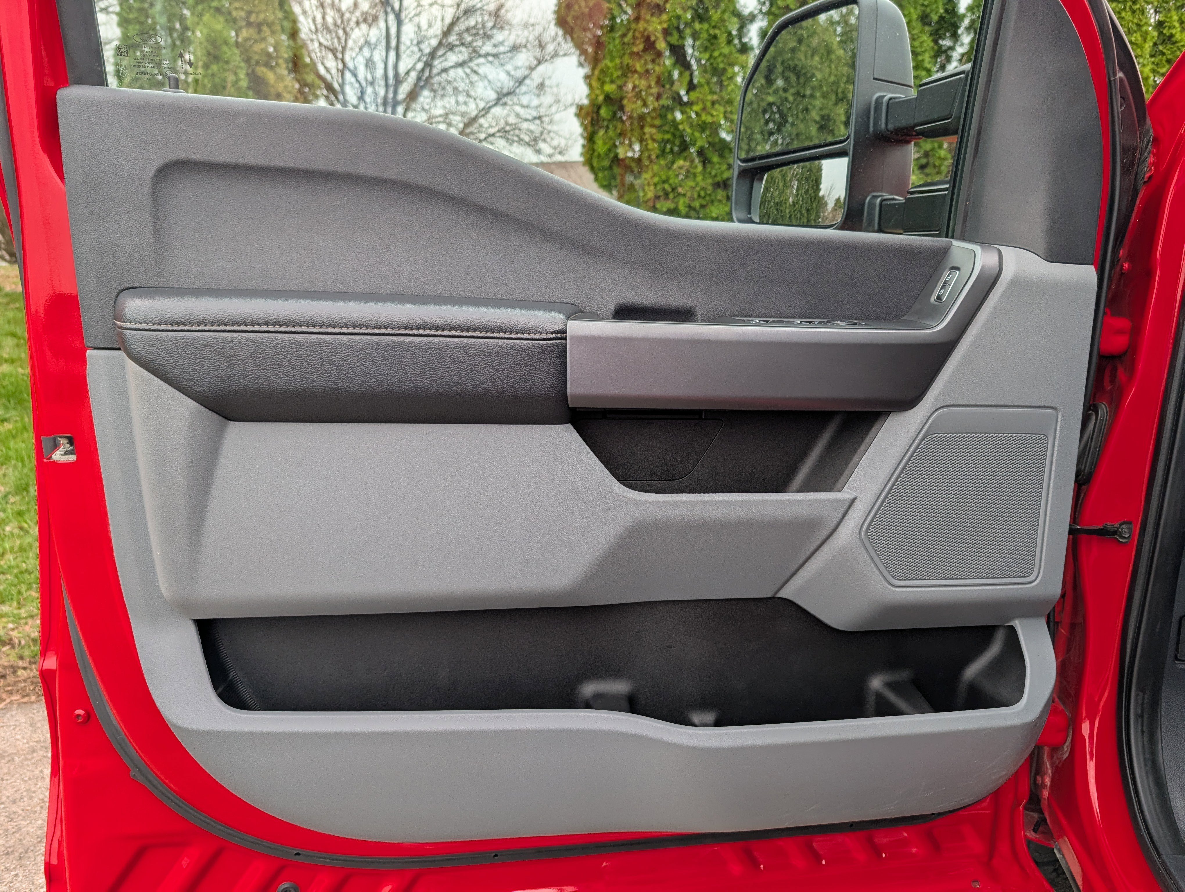 Used 2025 Ford F250 XLT image 30