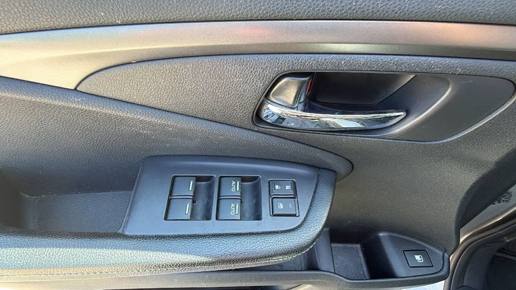 Used 2017 Honda Ridgeline RTL image 13