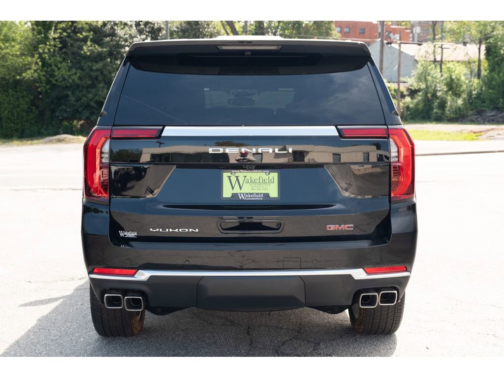 New 2026 GMC Yukon Denali w/ Sun & Power Step Package image 7