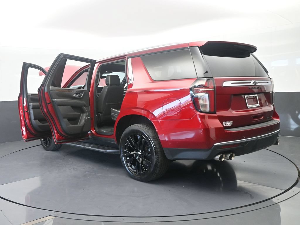 Used 2021 Chevrolet Tahoe Premier w/ Premium Package RWD image 90