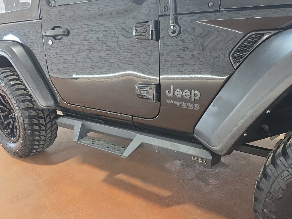 Used 2021 Jeep Wrangler Sport image 9