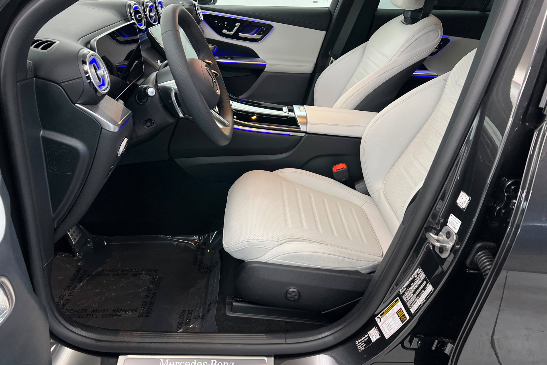 New 2026 Mercedes-Benz GLC 300 4MATIC image 17