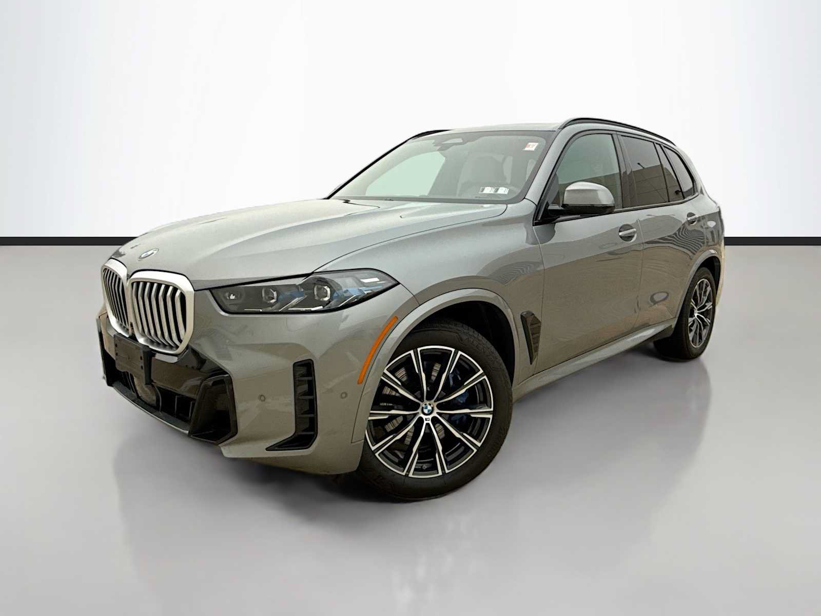 Used 2026 BMW X5 xDrive40i w/ M Sport Package