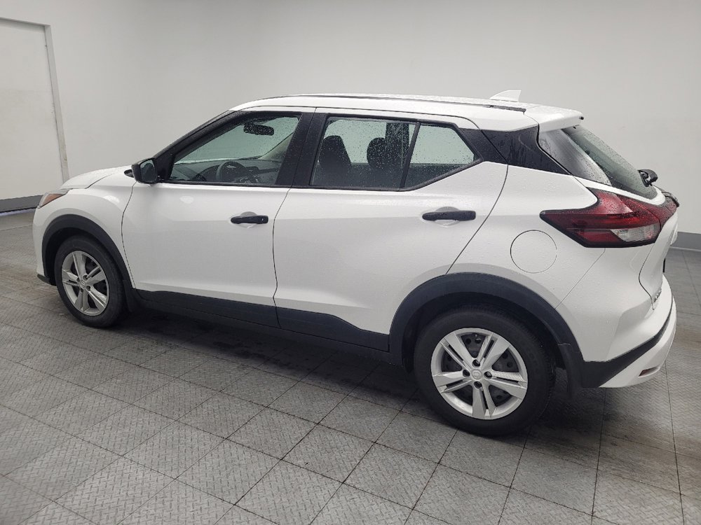 Used 2023 Nissan Kicks S FWD image 3