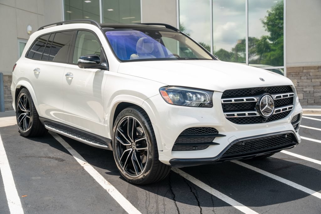 Used 2023 Mercedes-Benz GLS 580 4MATIC image 7