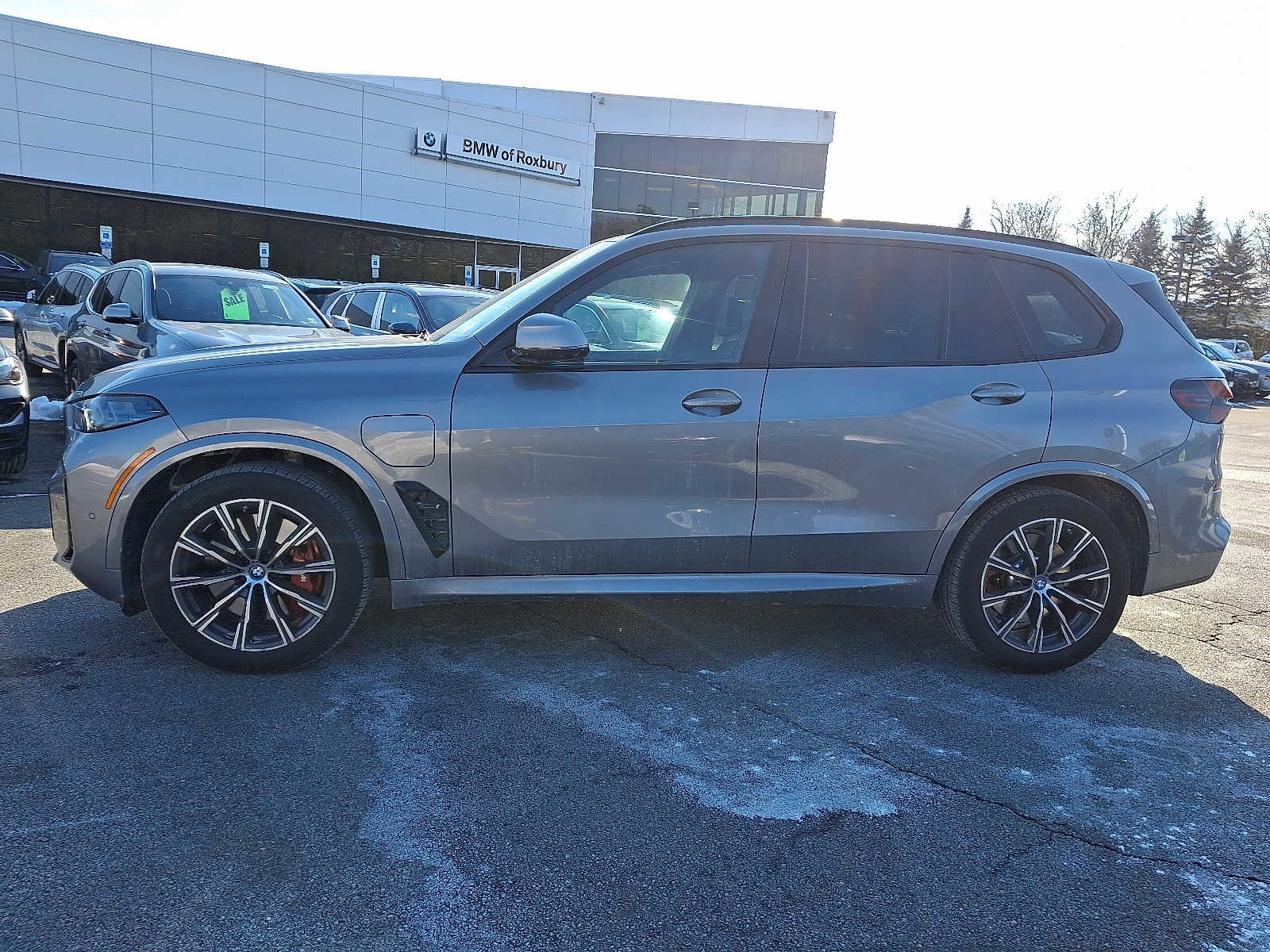 Used 2024 BMW X5 xDrive50e w/ Executive Package image 3