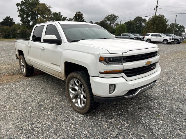 Used 2017 Chevrolet Silverado 1500 LT w/ All Star Edition AWD/4WD image 2