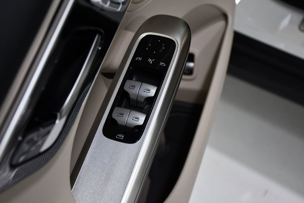 New 2026 Mercedes-Benz GLC 300 4MATIC image 15