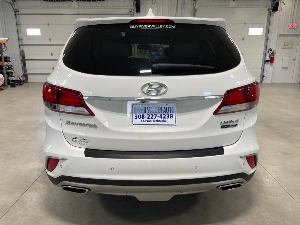 Used 2017 Hyundai Santa Fe Limited w/ Cargo Package AWD/4WD image 5