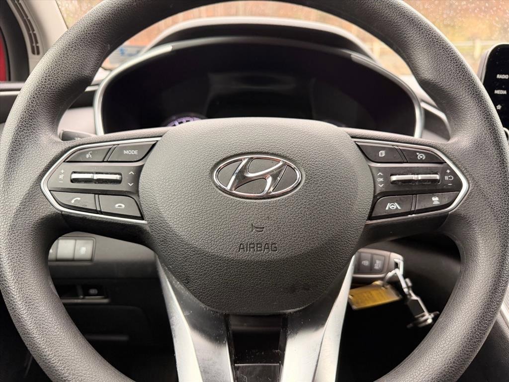 Used 2022 Hyundai Santa Fe SE image 15