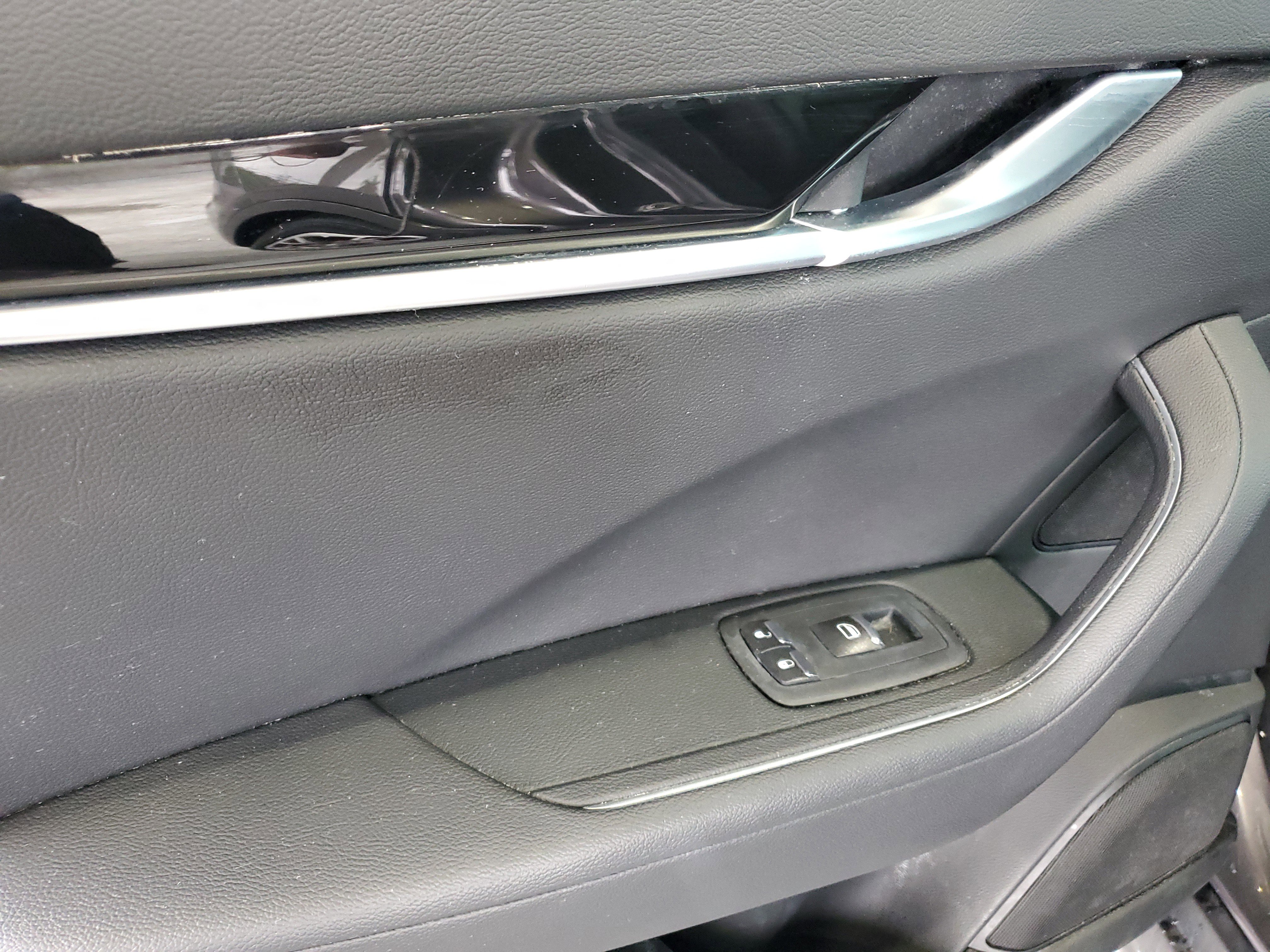 Used 2023 Maserati Levante GT image 13